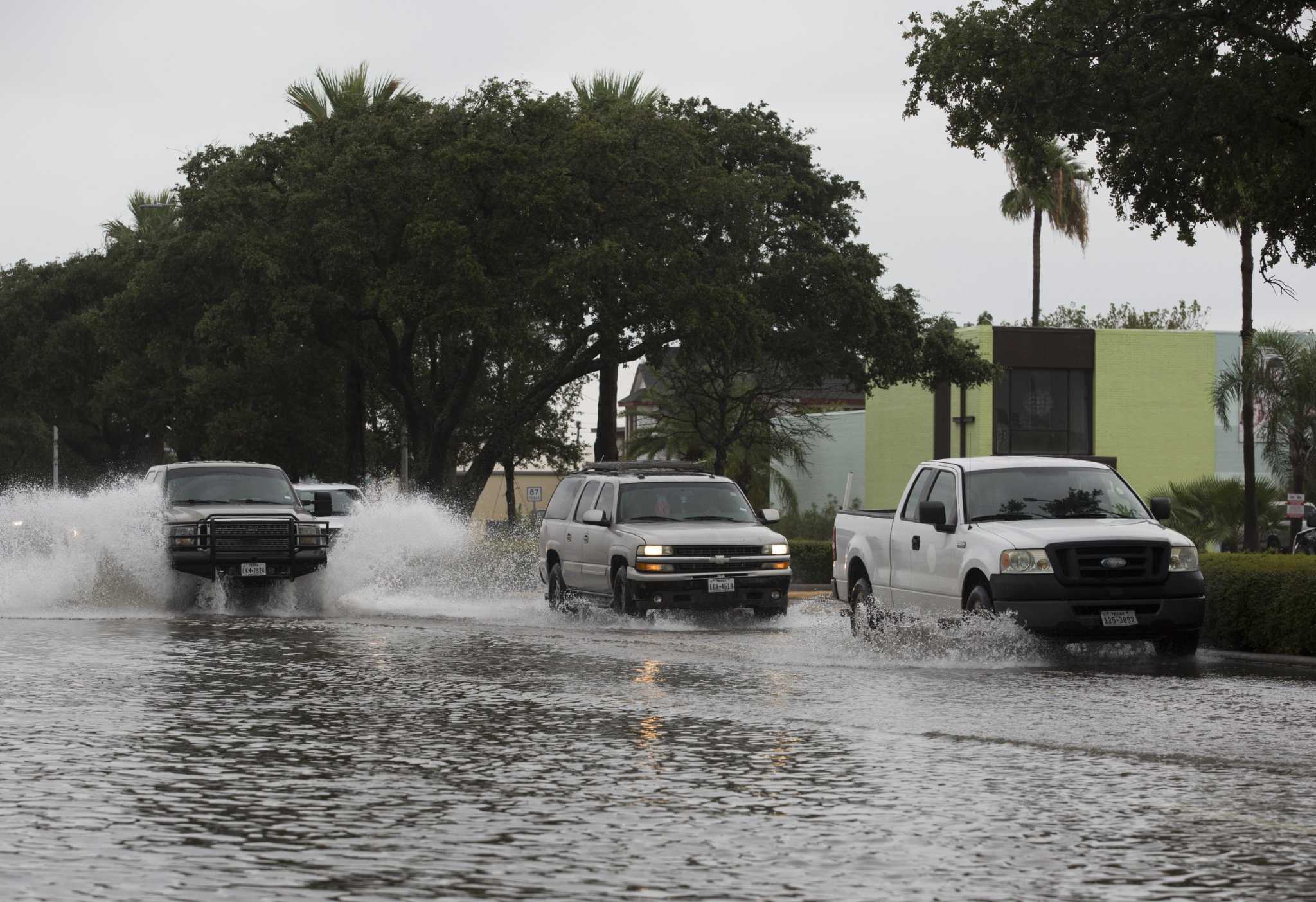 Mattress Mack again offers refuge to Houstonians impacted by Tropical Storm  Imelda - The Washington Post