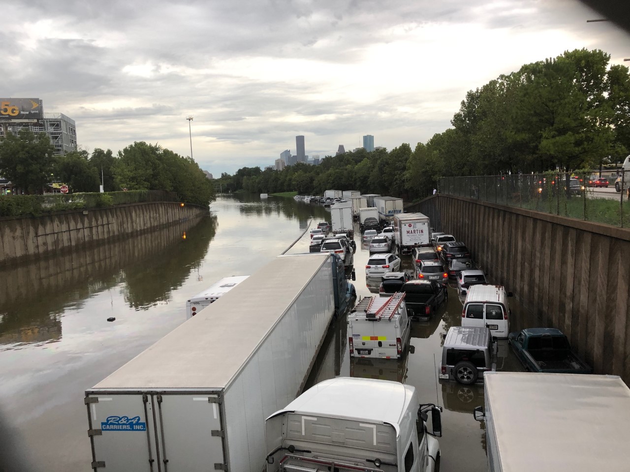 2 deaths links to Imelda as hundreds flooded throughout Southeast Texas