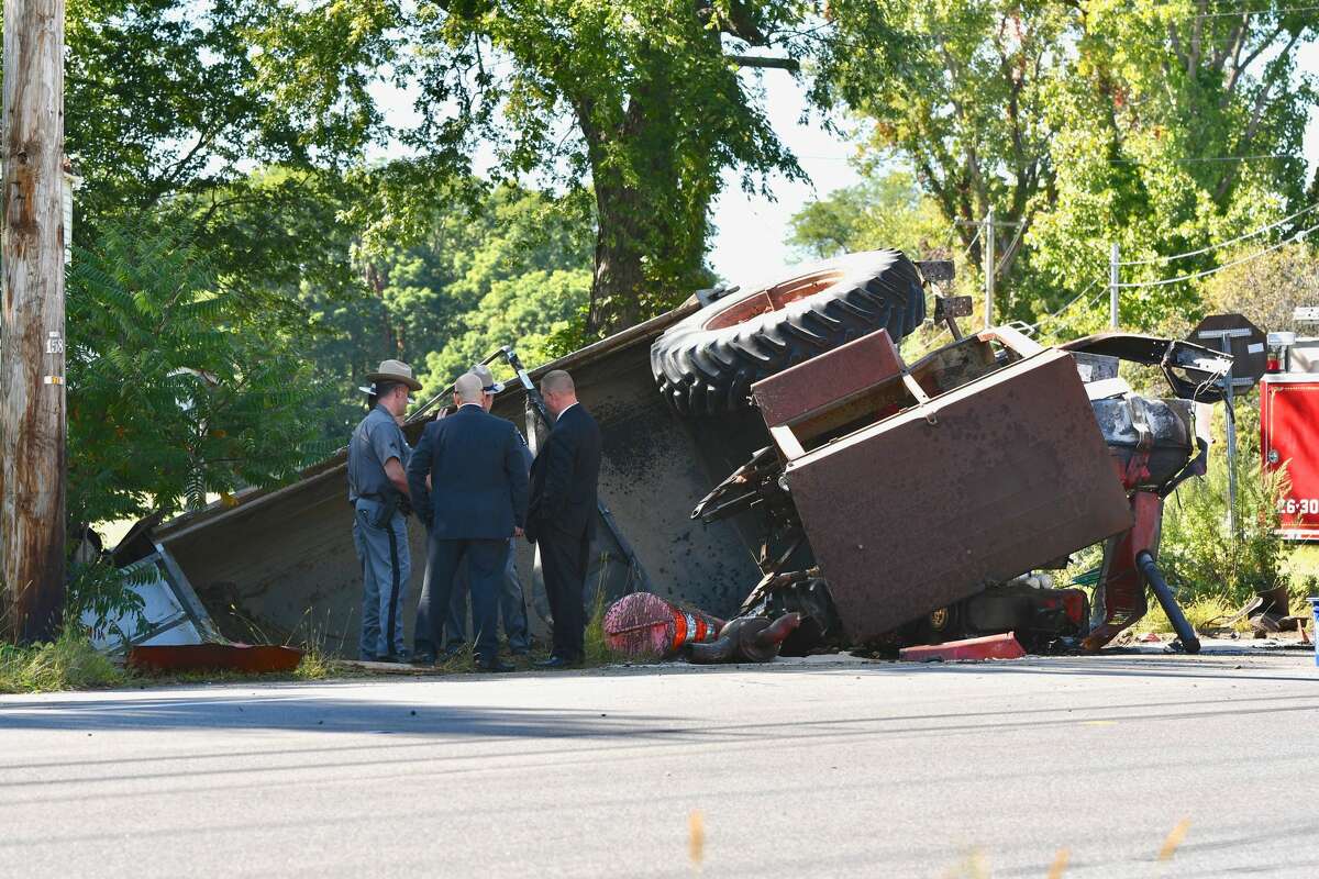 Tractor driver killed in Columbia County