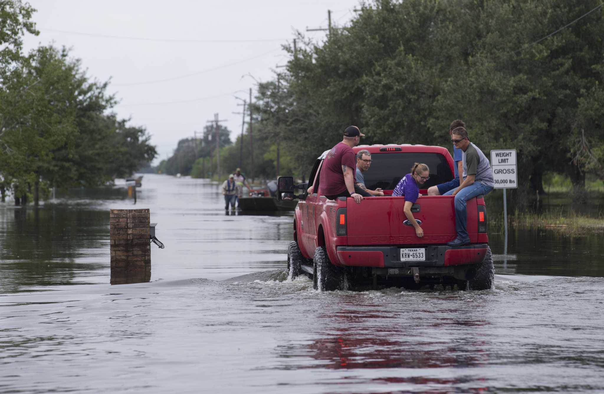 Mattress Mack again offers refuge to Houstonians impacted by Tropical Storm  Imelda - The Washington Post