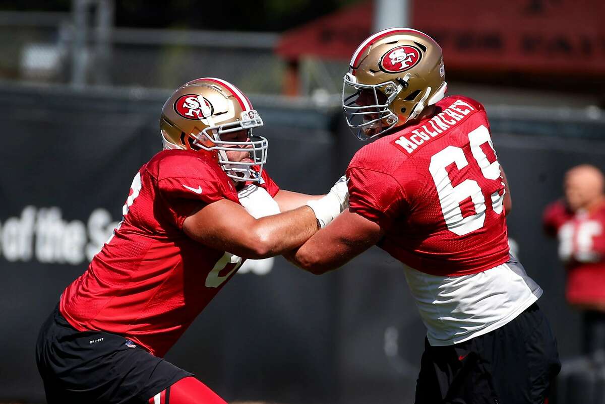 San Francisco 49ers: Justin Smith Thinking About Return To NFL?