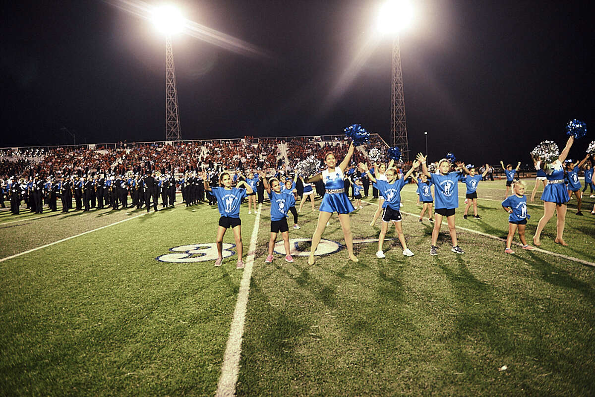 Photos Annual Wurst Bowl had nearly everyone in New Braunfels in the