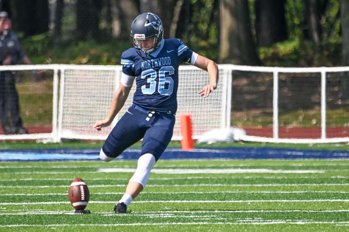 Getting physical No. 10 Grand Valley wears down Northwood in 273 win