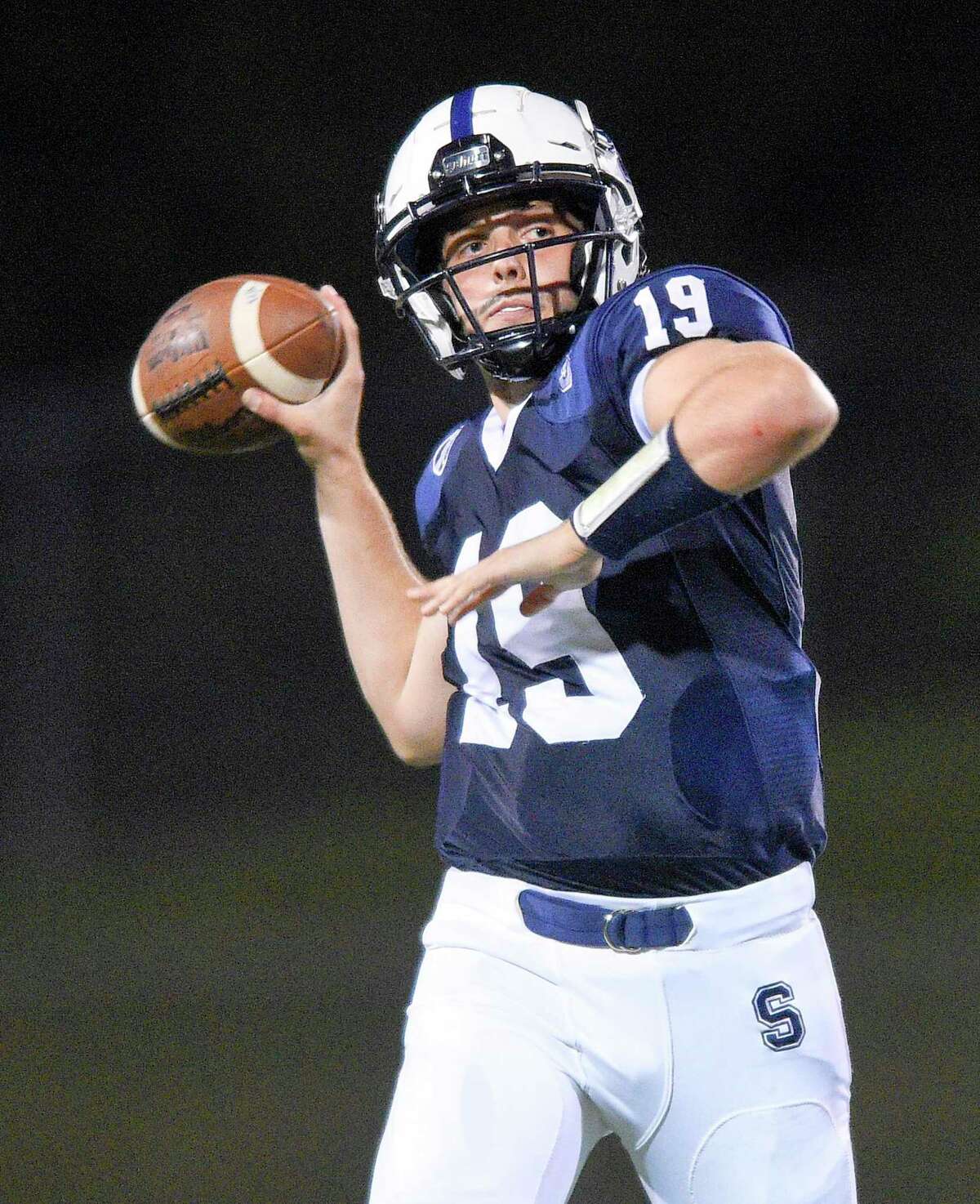 Thaw’s big plays, Staples’ ‘spirit’ leads Wreckers past New Britain