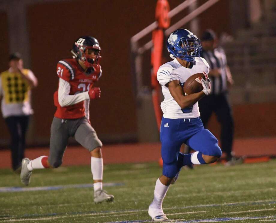 South San Snaps 27 6a Losing Streak By Beating Lee 27 14 San