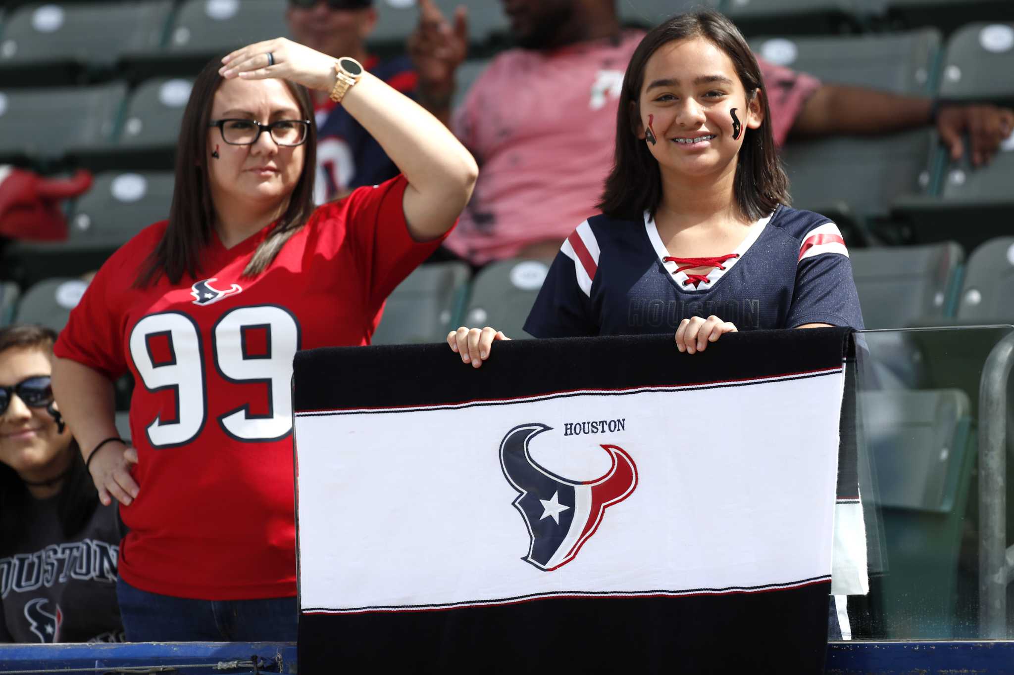 Houston Texans on X: S/O to these #Texans fans who made the trip to Dallas  for the #NFLDraft!  / X