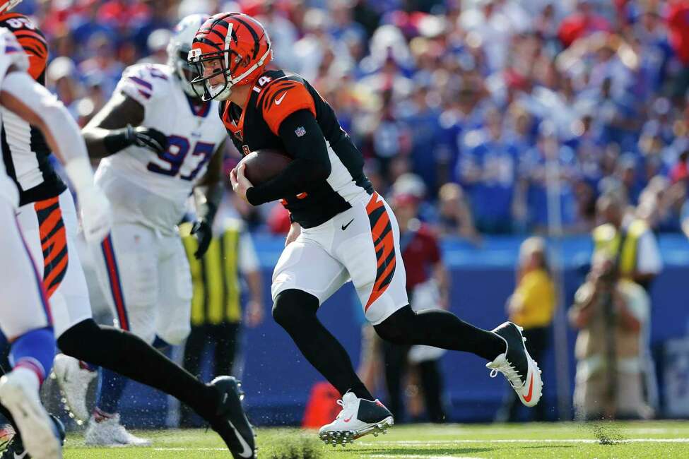 Rally keeps Bills perfect