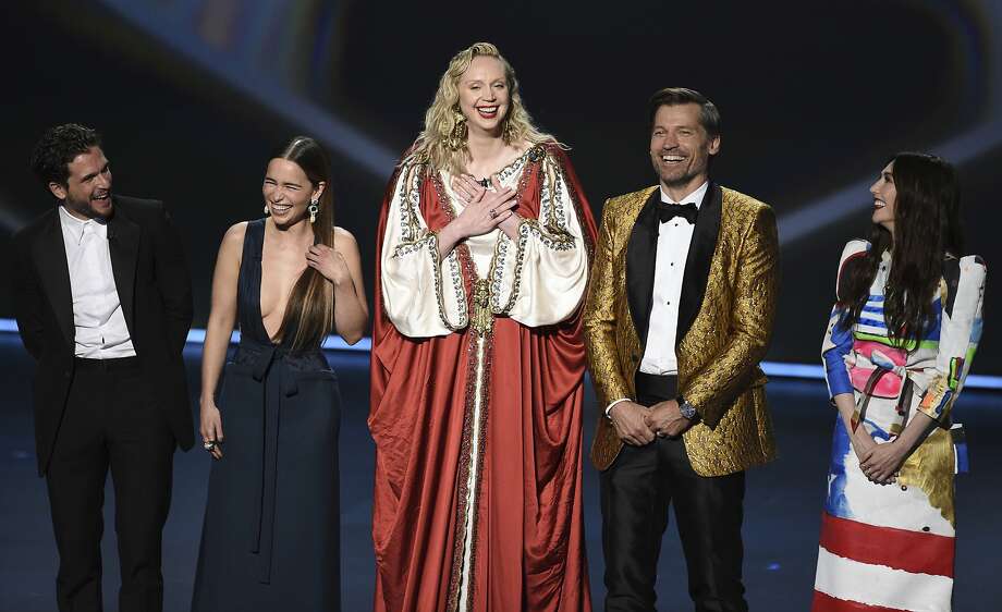 Celebrities Make Jokes And History At 2019 Emmy Awards These Are