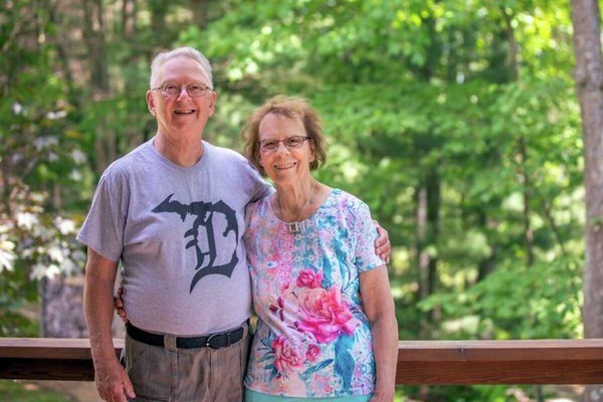 After a minimally-invasive aortic valve replacement at MidMichigan Health, Margaret Hessler has more energy to enjoy retirement with her husband. (Photo provided/MidMichigan Health)