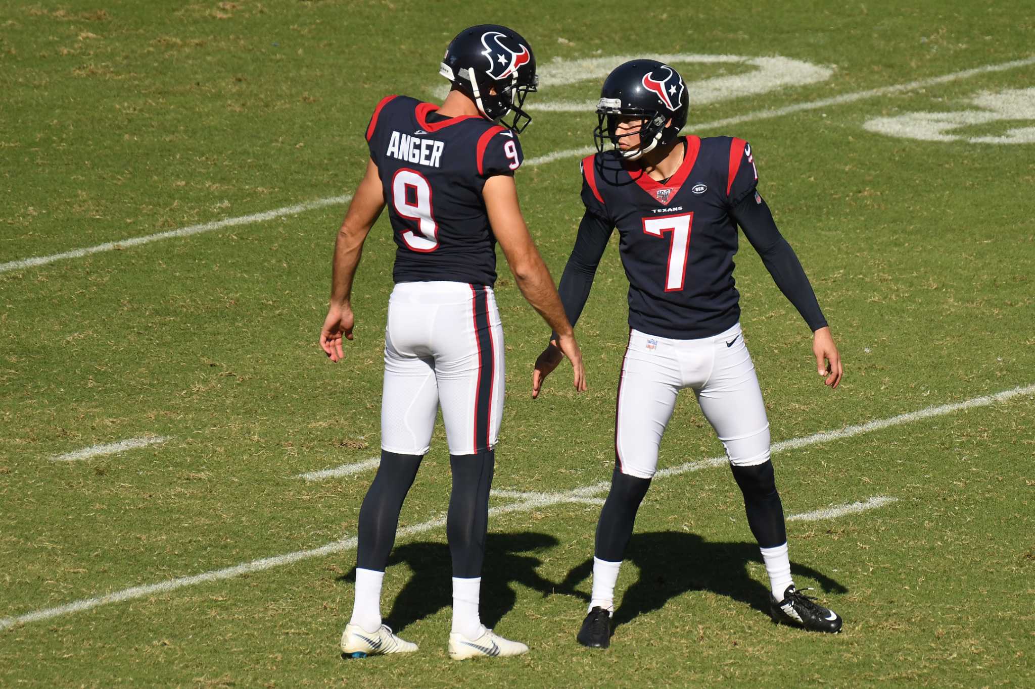 Houston Texans kicker Ka'imi Fairbairn's third FG of first half extends  Texans' lead to 16-0