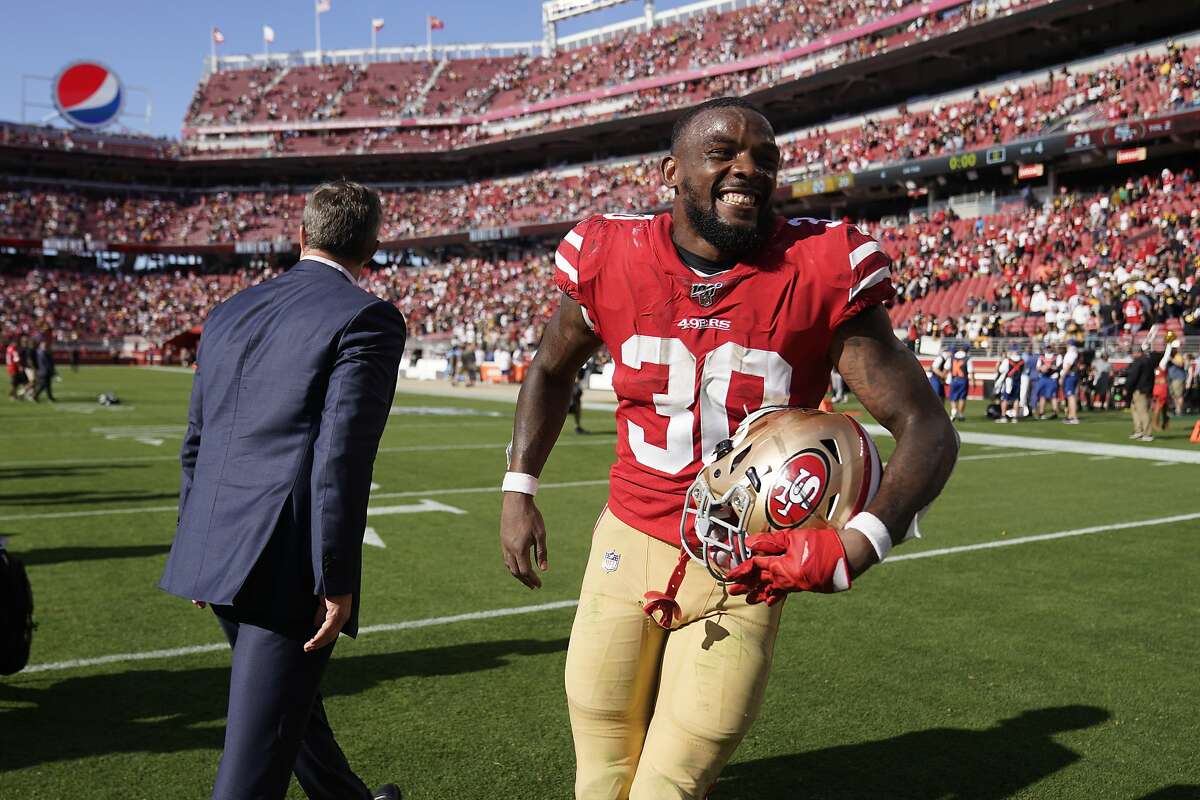 All smiles off the field, 49ers' Jeff Wilson is mayhem in motion between  the lines