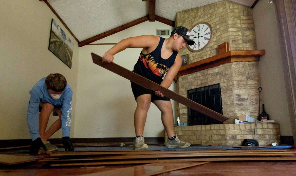 FOOTBALL Caney Creek, Splendora help with Imelda recovery