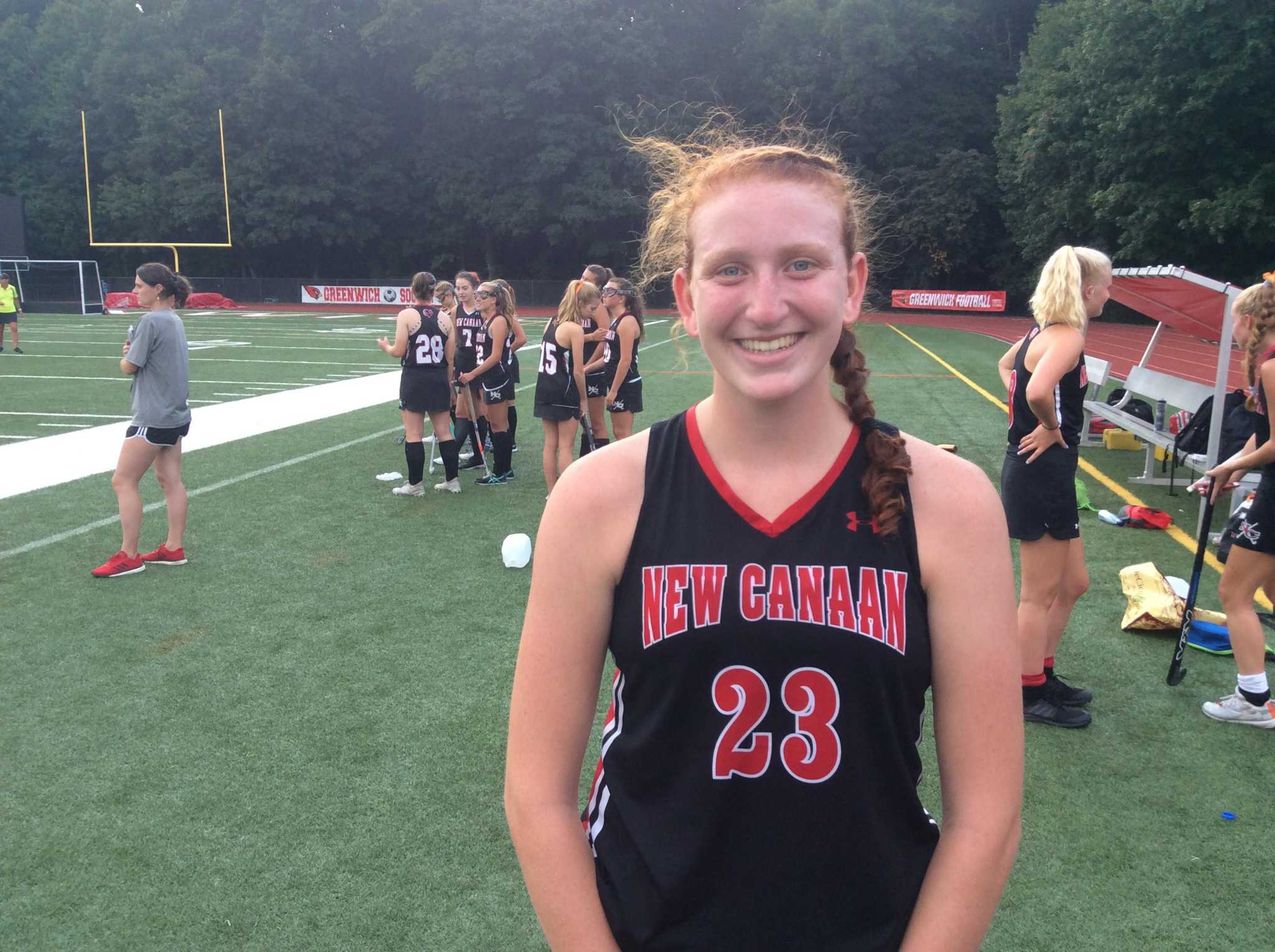 New Canaan field hockey team tops Greenwich, improves to 5-0