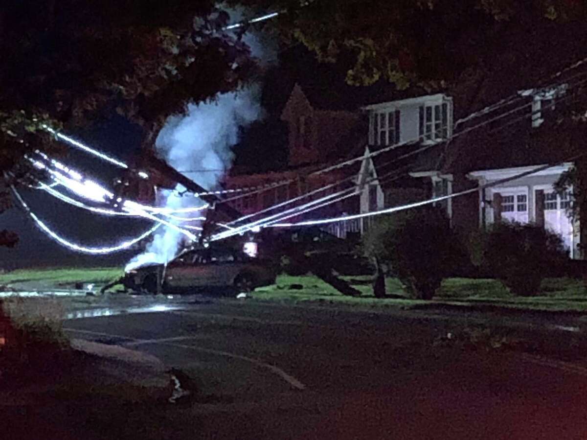 Car crash in Darien results in flames, DUI arrest