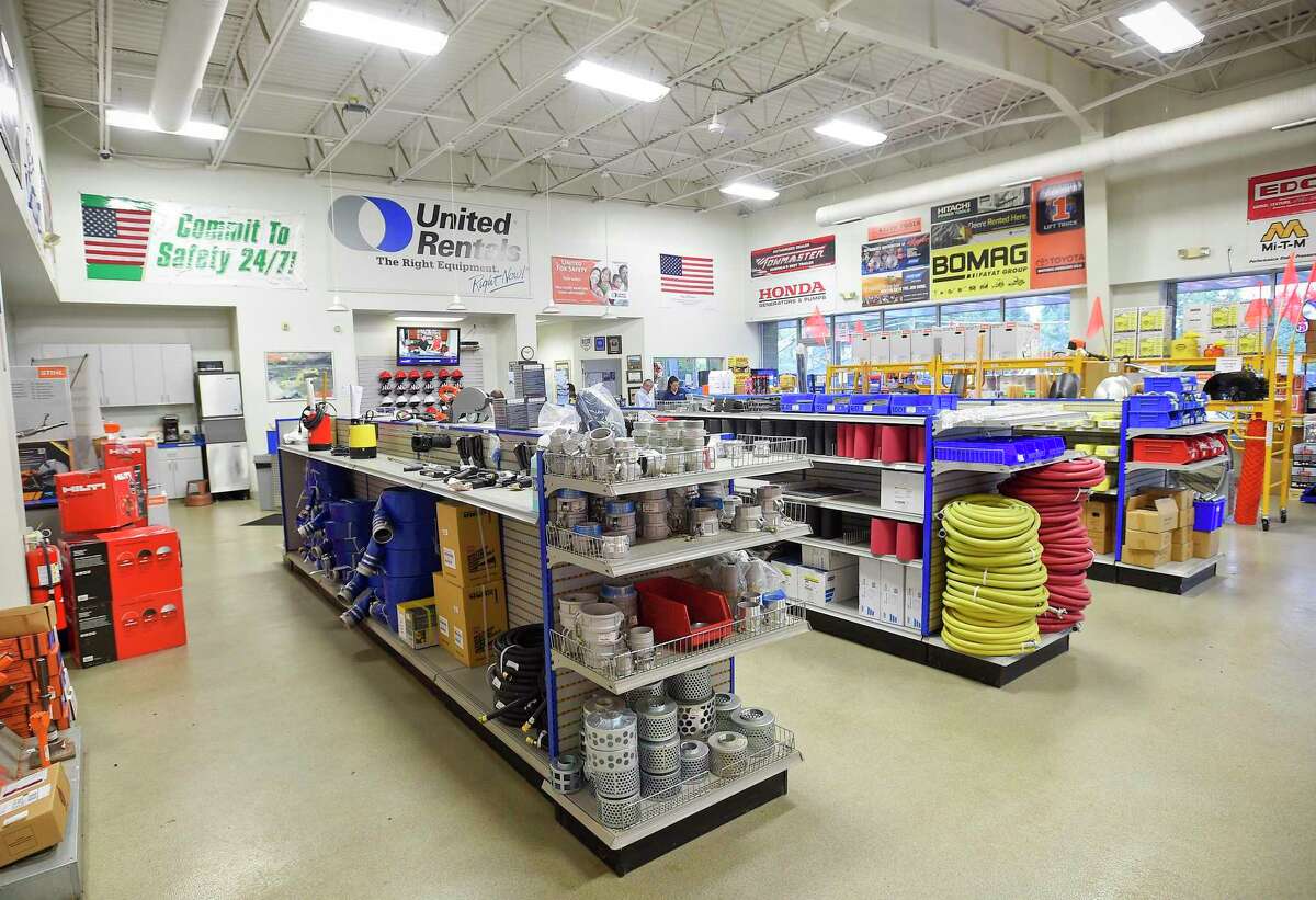 No. 1 midsize employer United Rentals delivers opportunity