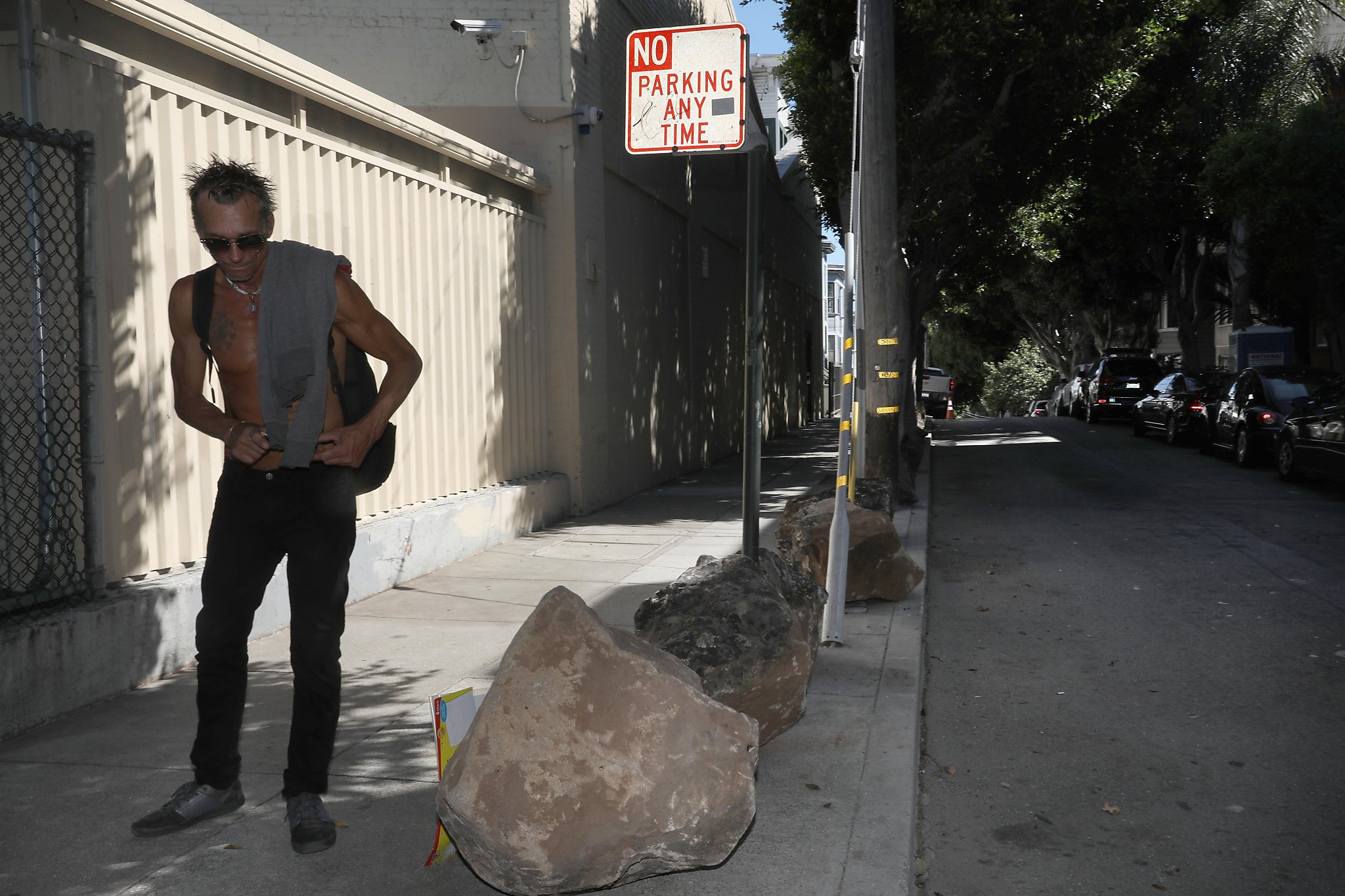 Sf Artist Offers Up Anti Homeless Street Rocks For Free On