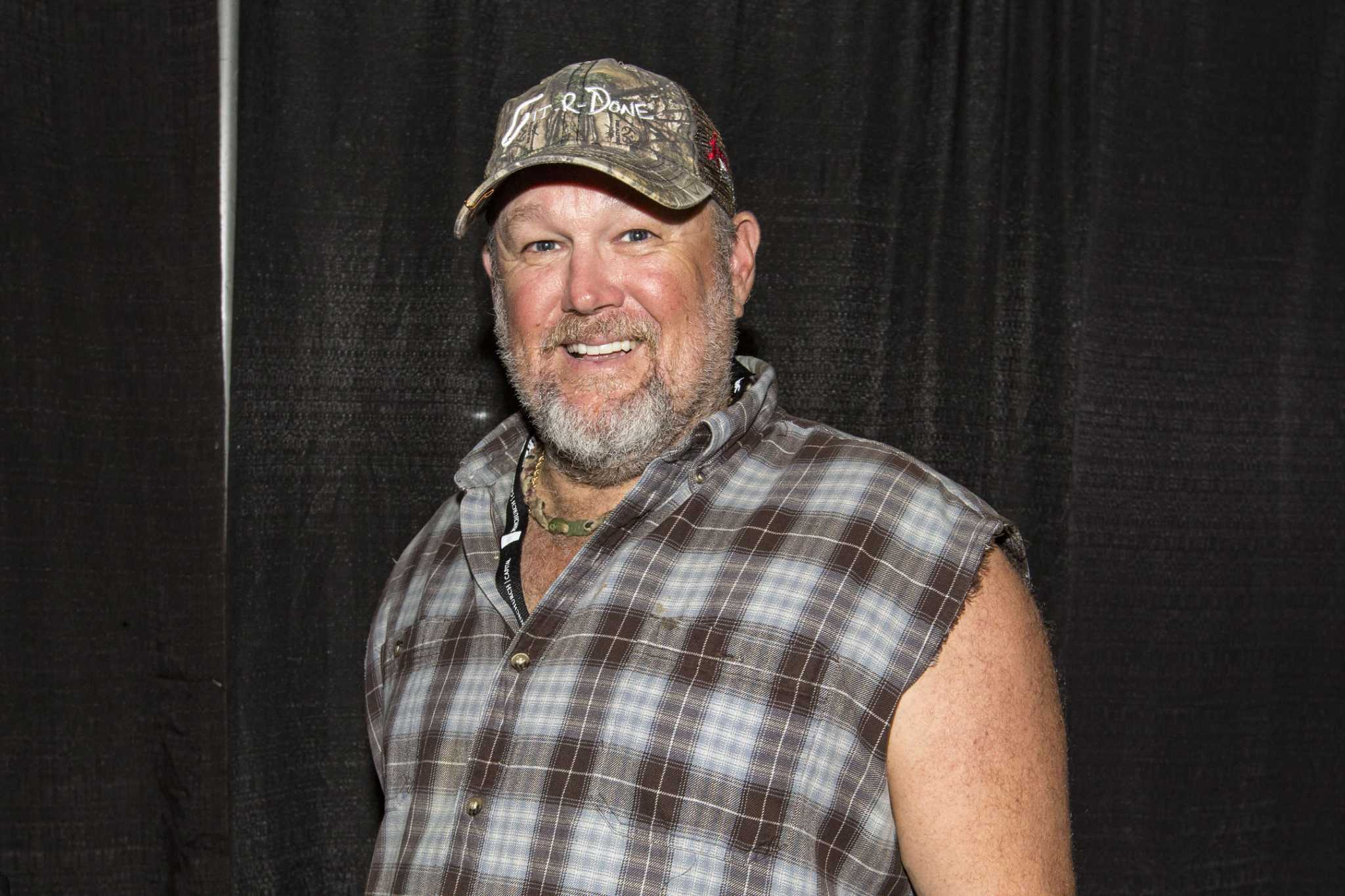 Where Does Larry The Cable Guy Currently Live Larry The Cable Guy at Bridgeport's Webster Bank Arena