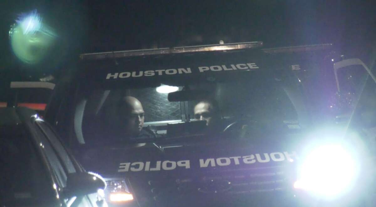 Witnesses give conflicting stories on how Houston woman was killed