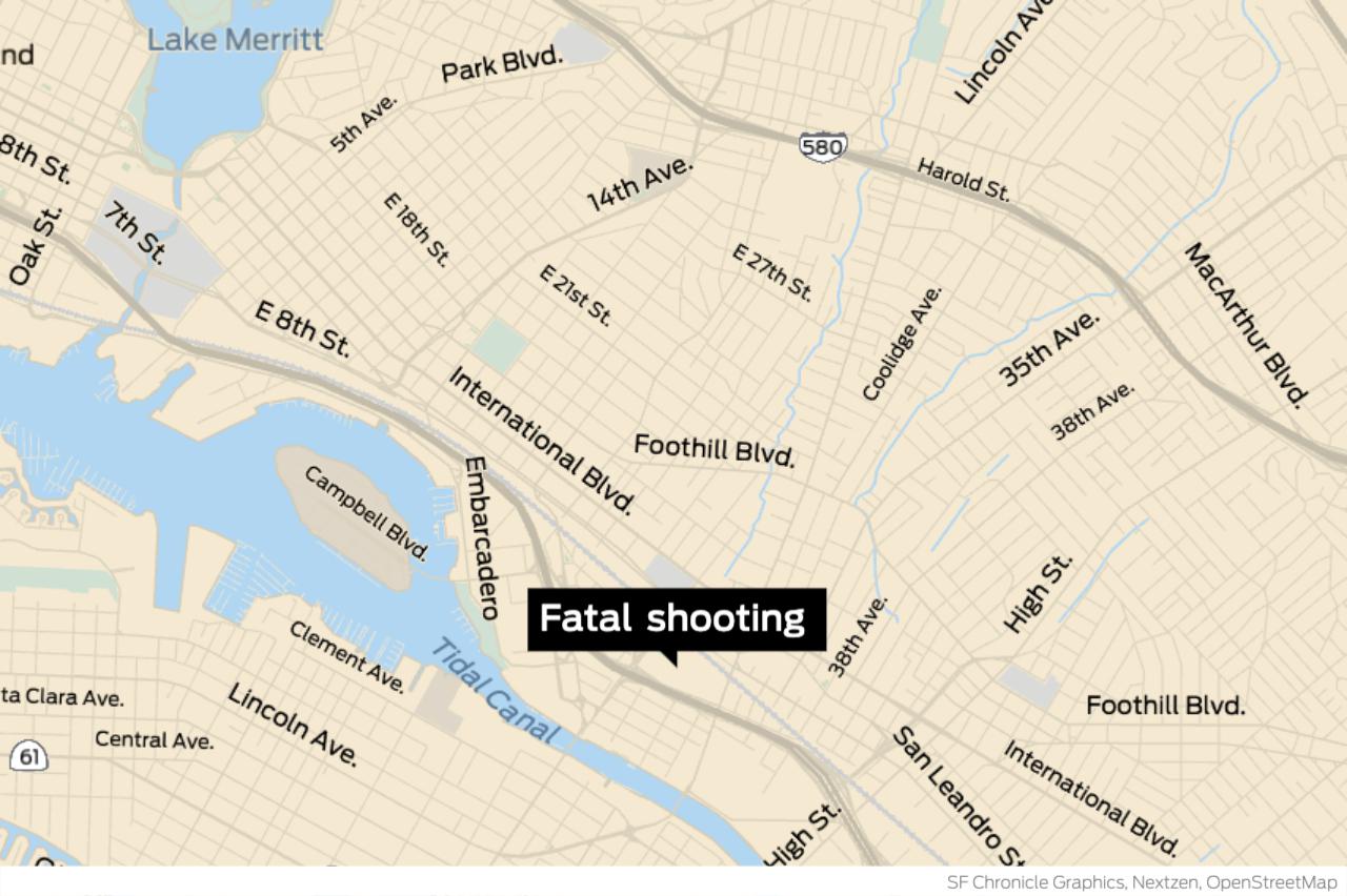 Man shot to death near Oakland’s Fruitvale Station Shopping Center; two