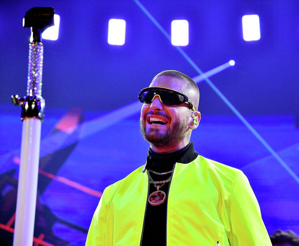 Watch Houston fan sings onstage with Latin superstar Maluma