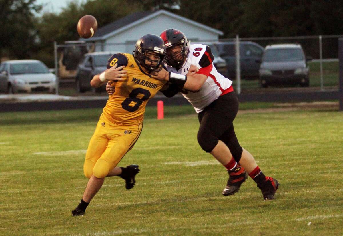 The North Huron Warriors suffered their first loss of 2019 against visiting Kingston on Friday night. The Cardinals topped the Warriors, 34-20.
