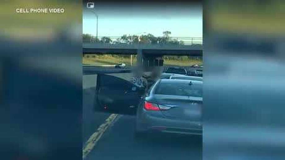 Three Women Get Into Fight Along Highway In Road Rage Incident 0480
