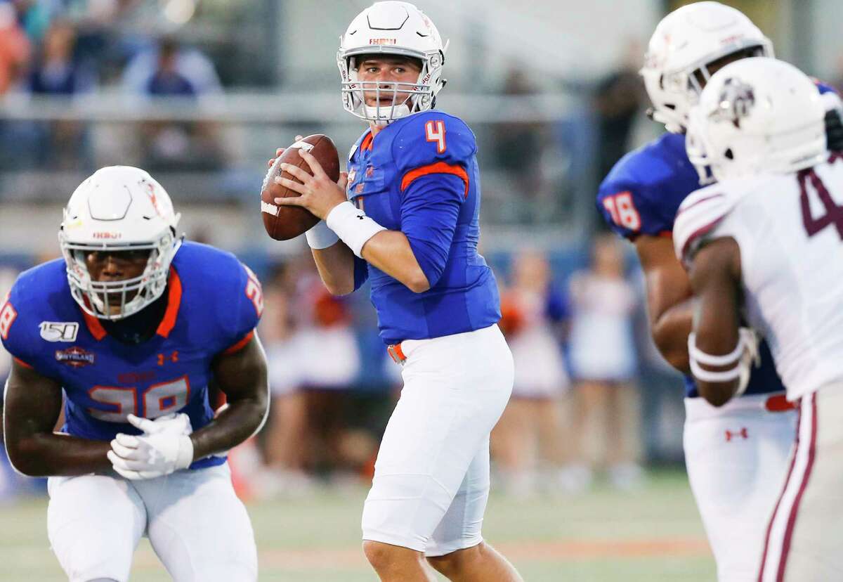 Houston Baptist offense amasses 749 yards in stomping of Texas Southern