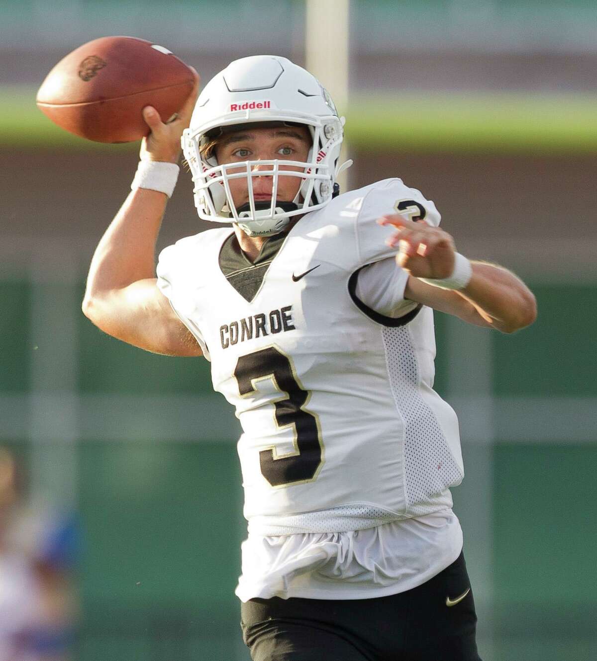 FOOTBALL: Conroe holds off late Klein Cain surge for 15-6A win