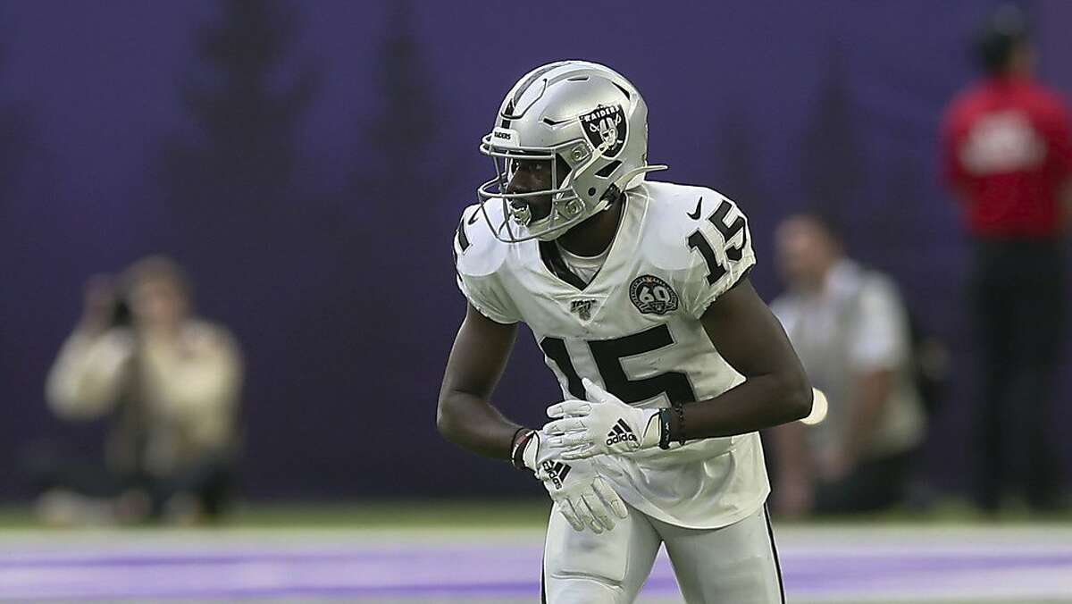 Oakland Raiders wide receiver J.J. Nelson gets into position for a play during an NFL football game, Sunday, Sept. 22, 2019, in Minneapolis. (AP Photo/Jim Mone)