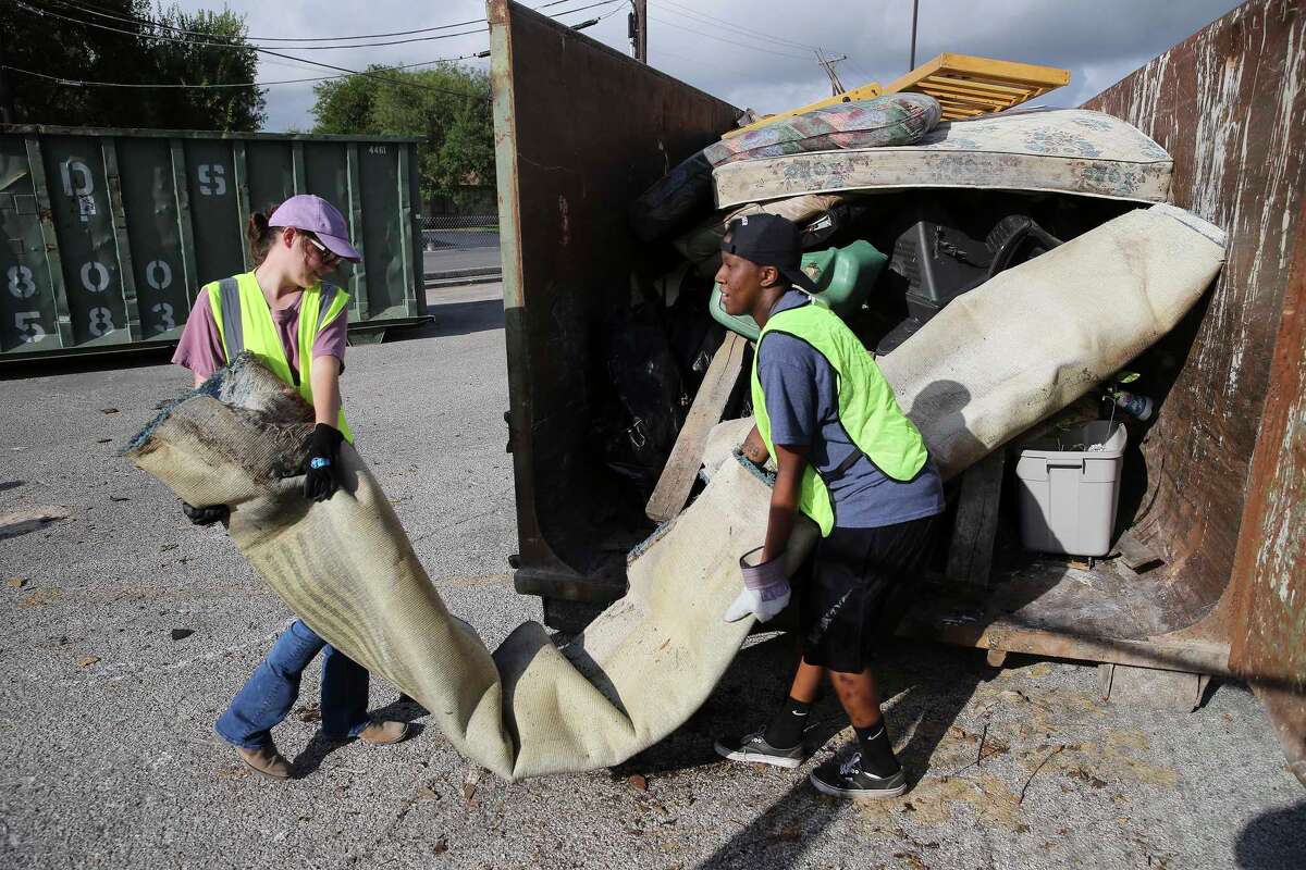 College students volunteer at community clean up on Northeast Side of San Antonio