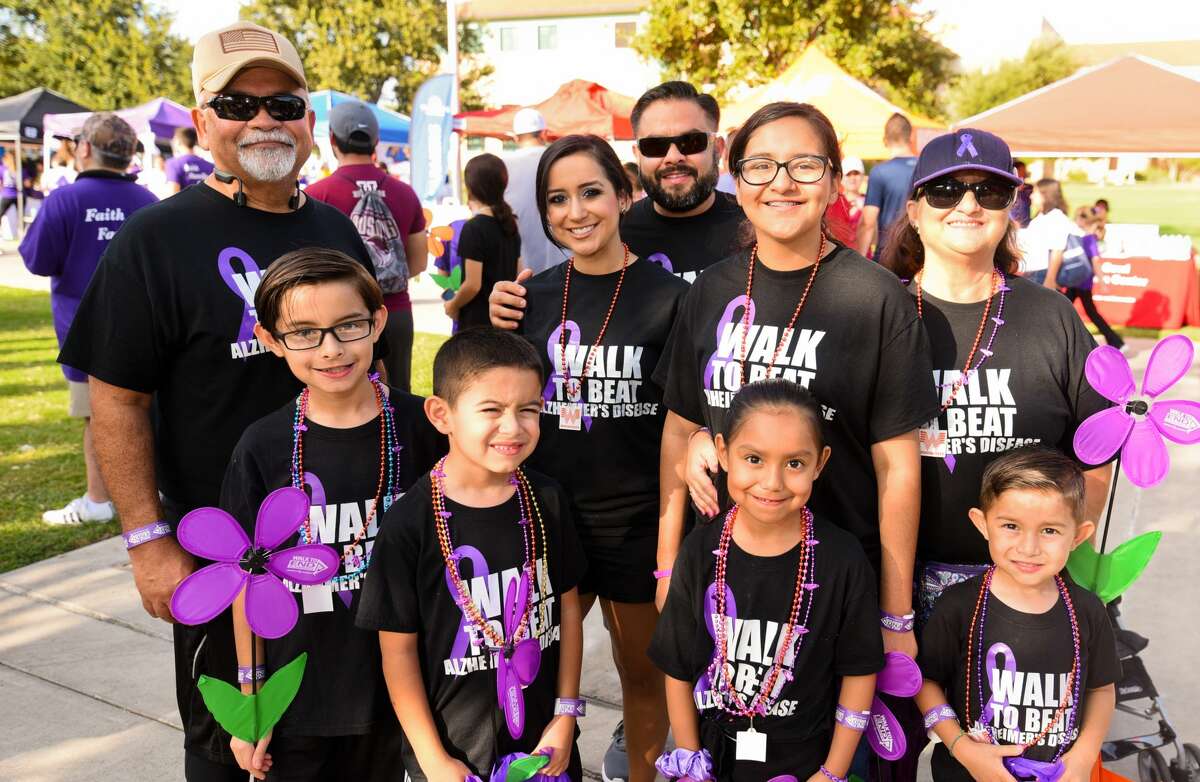 Participants show their support in the 2019 Walk to End Alzheimer's on Saturday, Sep. 28, 2019, at TAMIU.