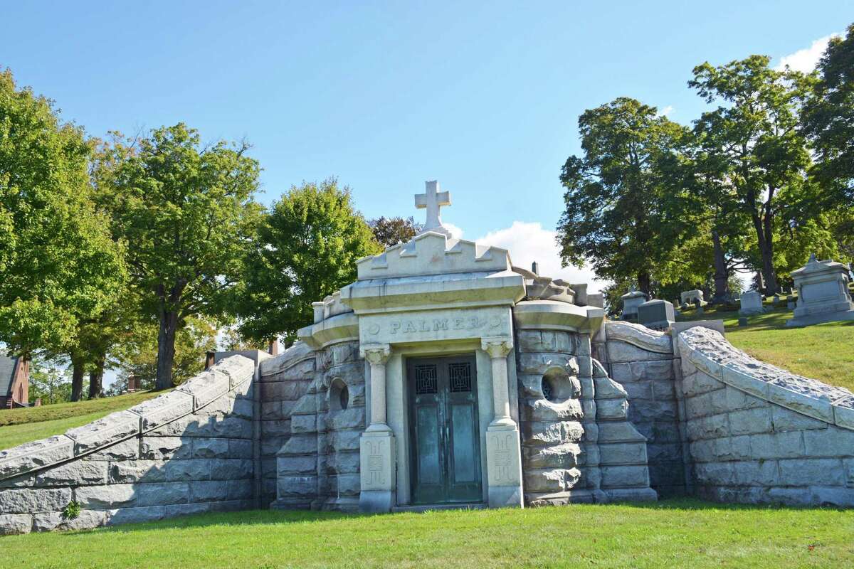 Indian Hill Cemetery's restored 1870 Meneely Bell to ring in Middletown
