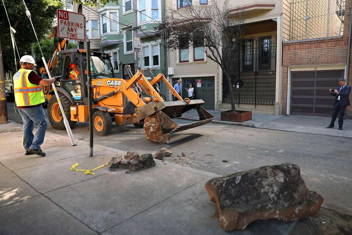 Boulders targeting homeless removed from sidewalk residents felt