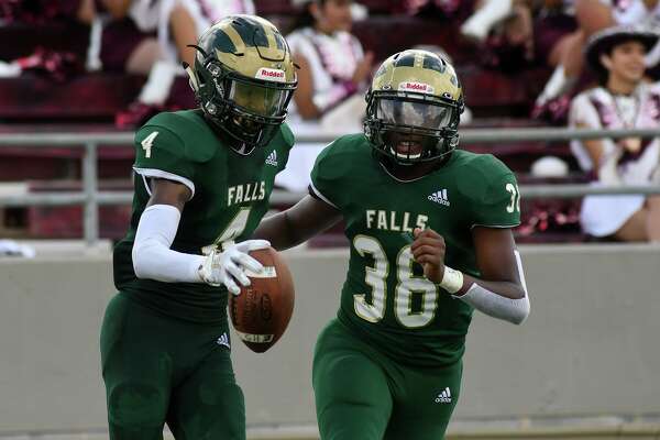 Football Cy Fair Cy Falls Set For Battle Of Unbeatens