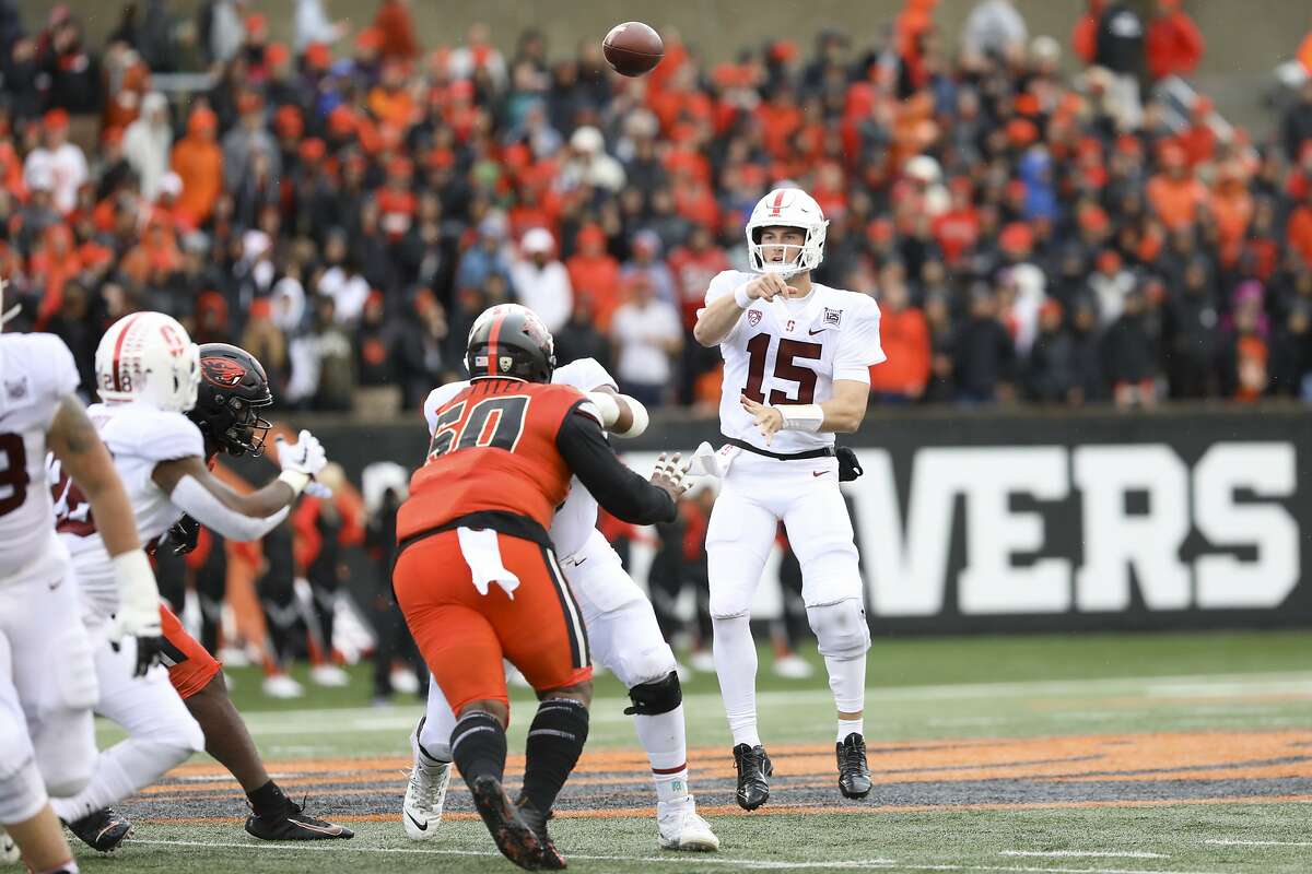 Stanford stays with Davis Mills at QB as K.J. Costello continues to heal