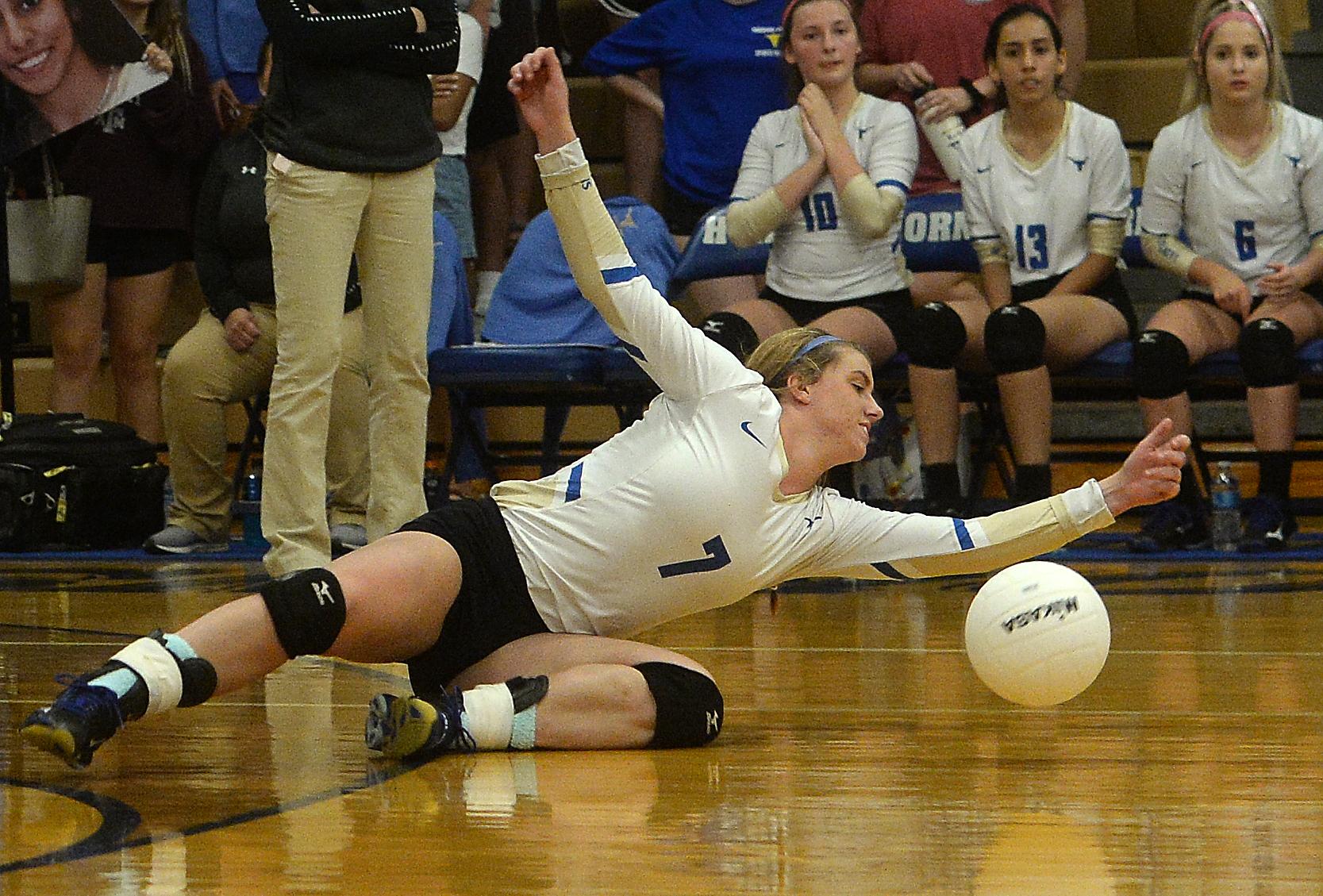 Lumberton volleyball remains undefeated in district