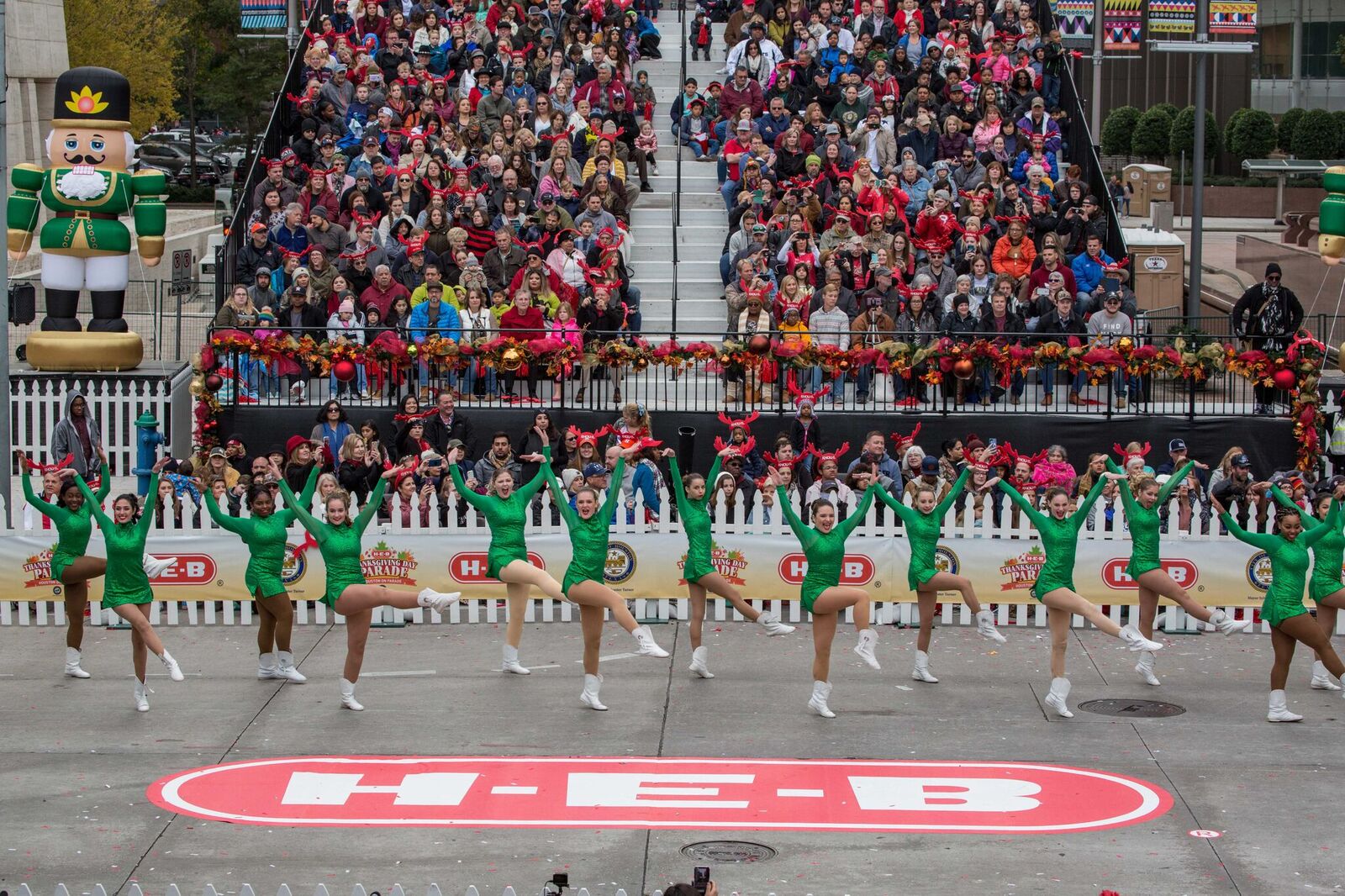 2019 H-E-B Thanksgiving Parade announces more fun to the ...