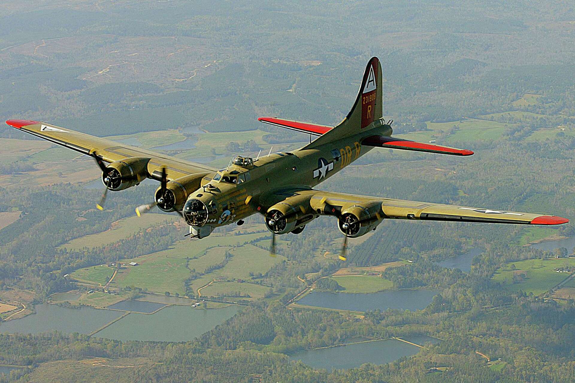 Officials identify those killed in the B-17 crash at Bradley