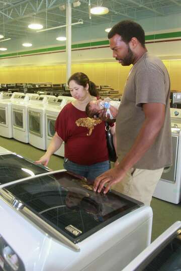 Best Buy opens Houston outlet to boost return on returns - 0