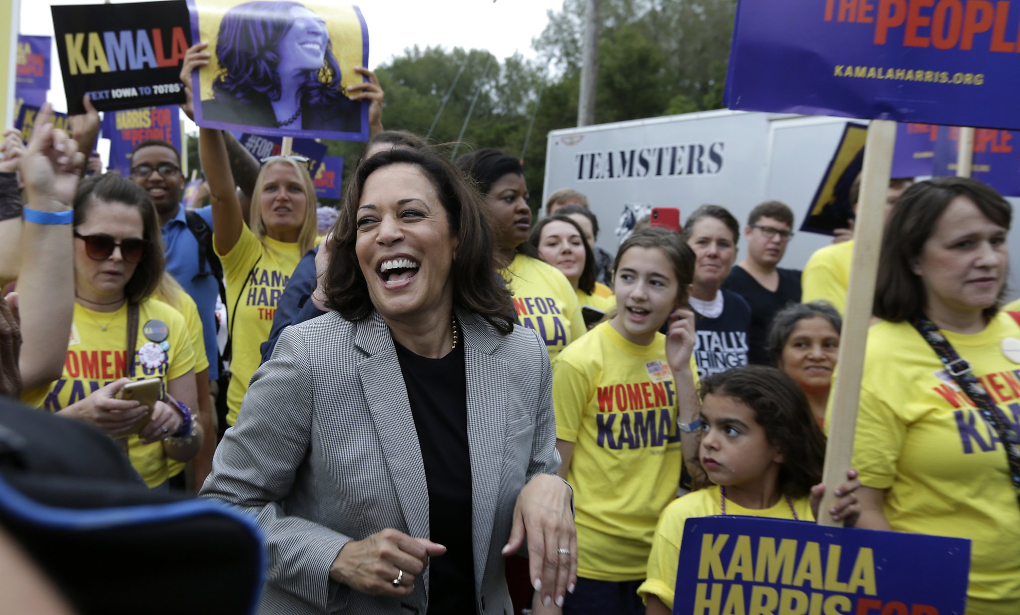 Trump Ignores Kamala Harris On Twitter. It’s Her Worst-case Scenario