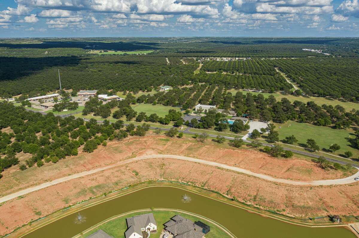 Brazos River's Texas Pecan Plantation up for sale