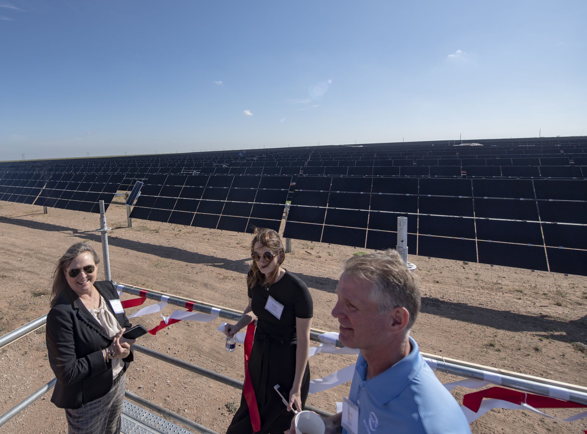 Oxy opens solar facility in Goldsmith