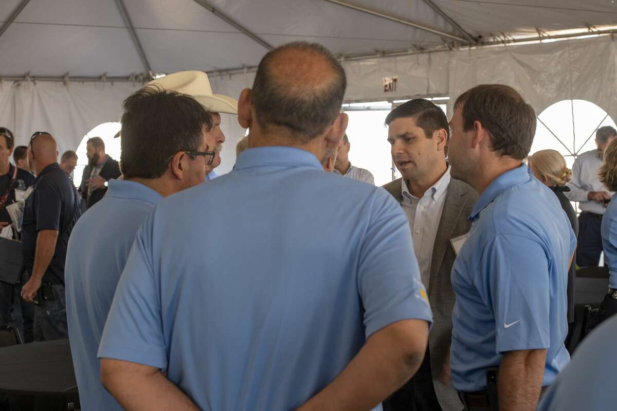 Oxy opens solar facility in Goldsmith