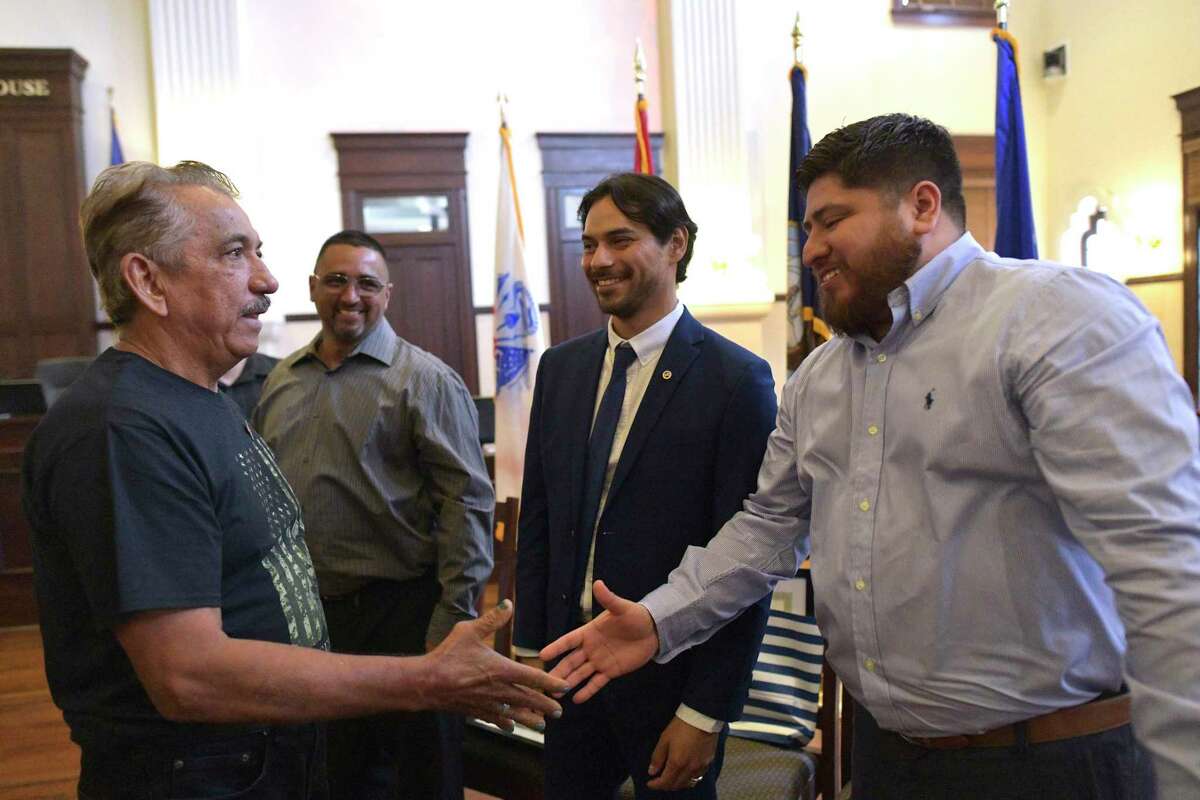 Four San Antonio veterans first to complete new specialty court in