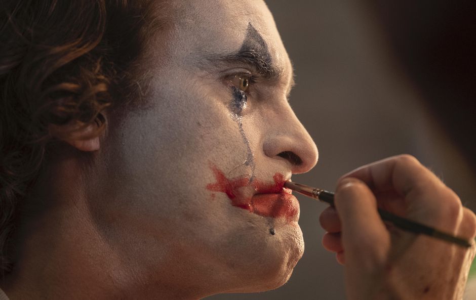 Joker S Movie Makeup How Joaquin Phoenix Put On A Happy Face Laredo Morning Times