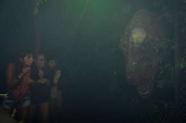 Enter If You Dare 13th Floor Haunted House Offers Frightening