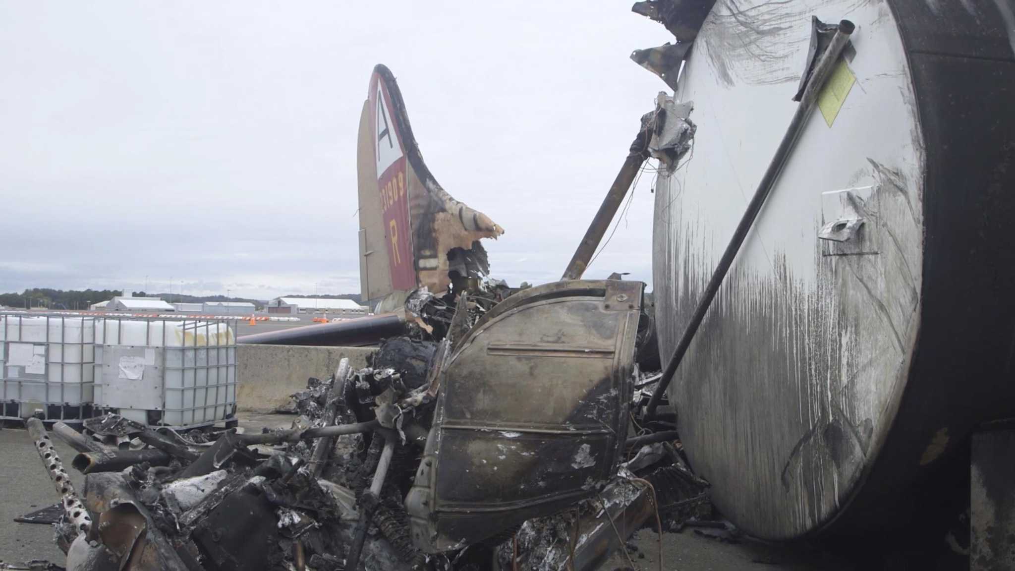 Photos: Crash Of B-17 Bomber At Bradley Airport