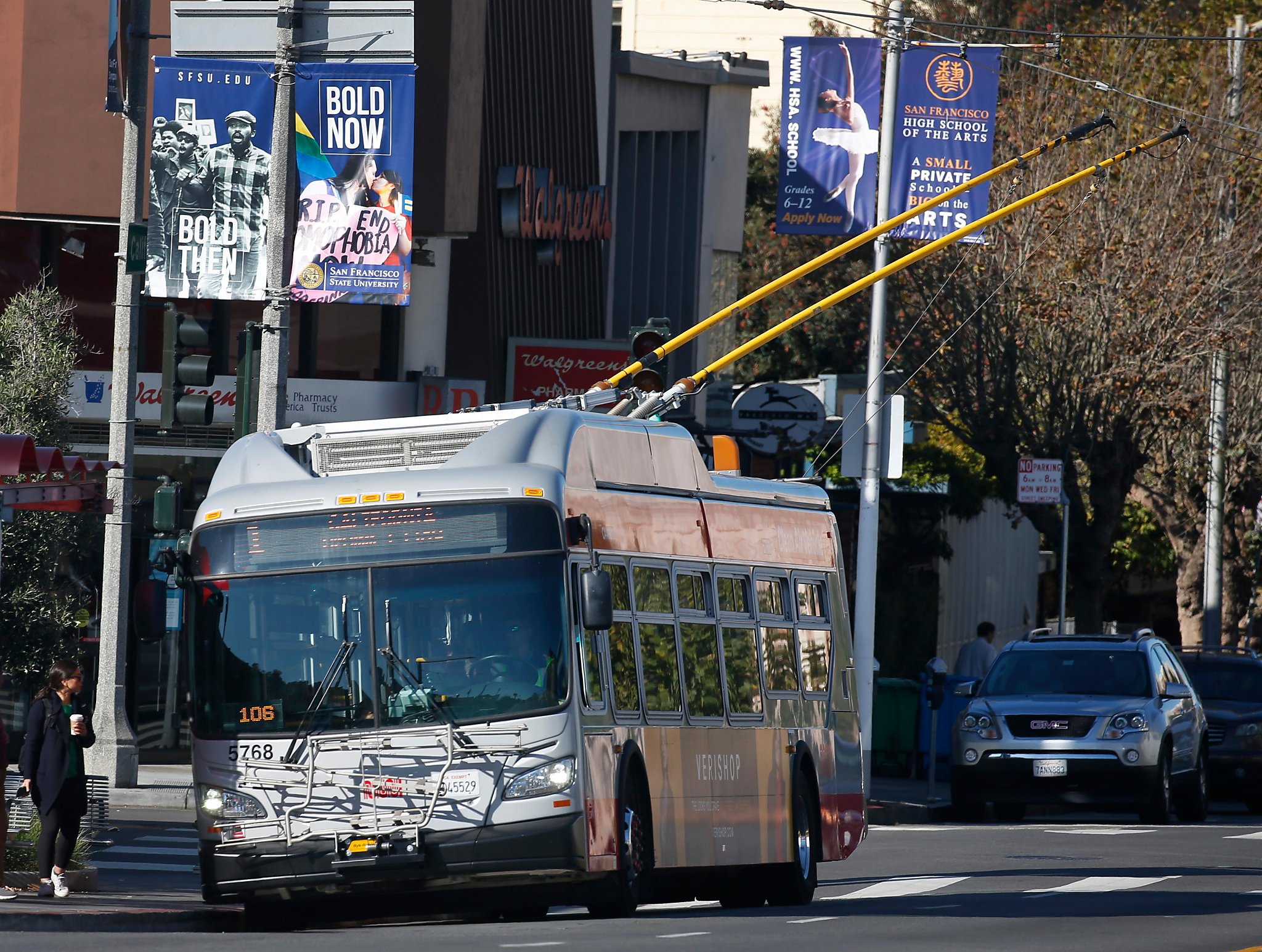 Is It A Bus Or Is It A Trolley New SF Muni Fleet Can Go Off wire