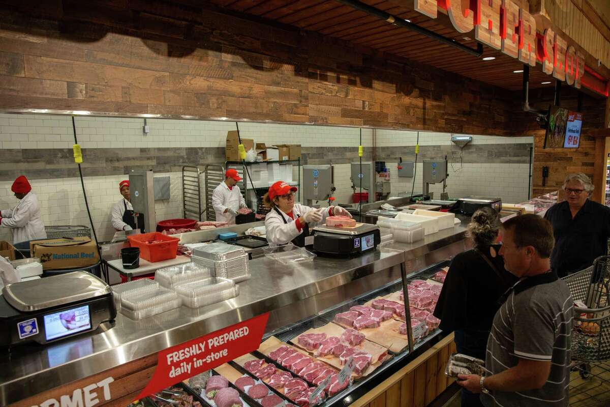 Consumer favorite grocery chains balk at entry, expansion in