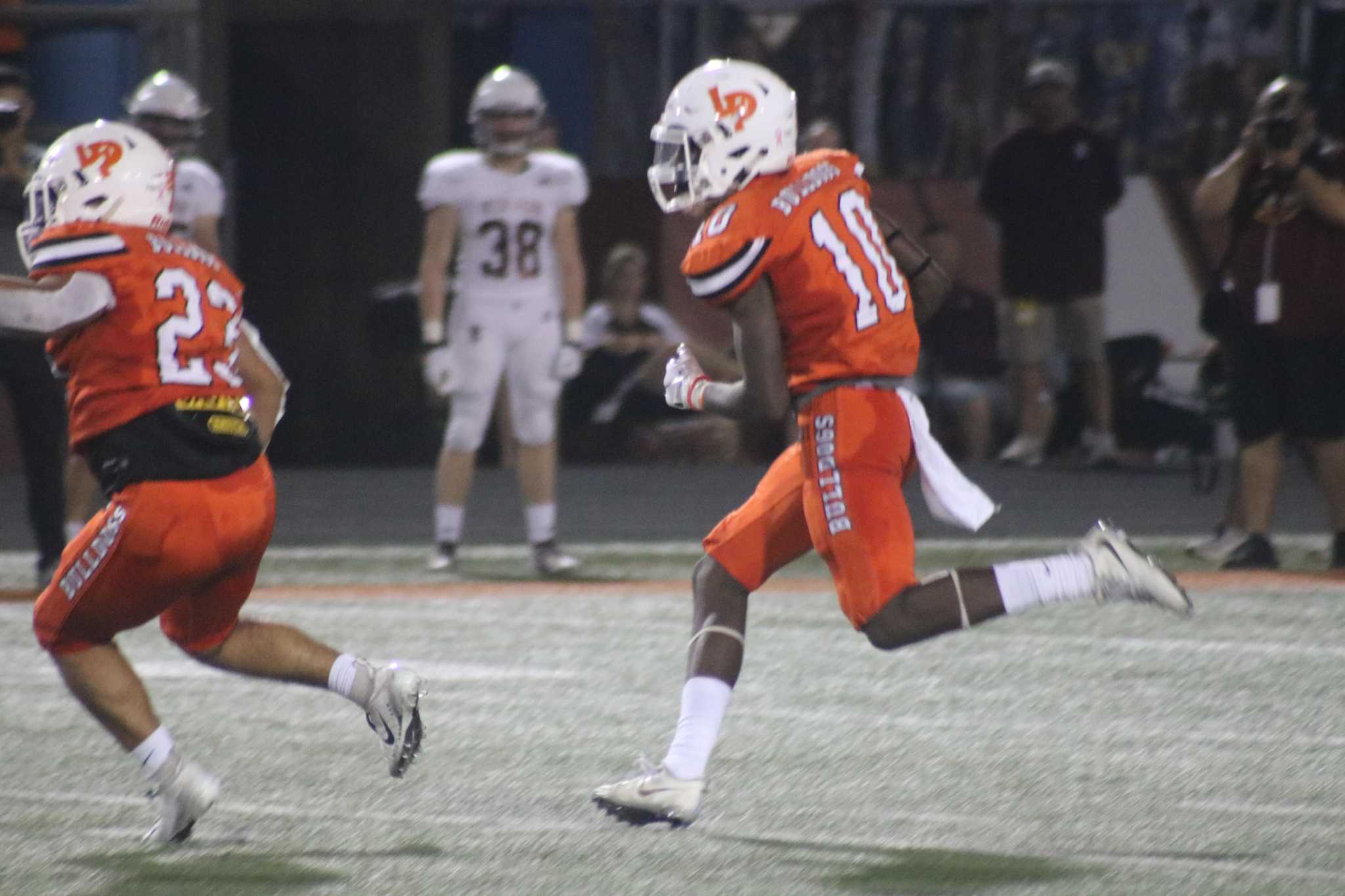 La Porte Defeats Mistake Prone Deer Park 20 14 Houston Chronicle